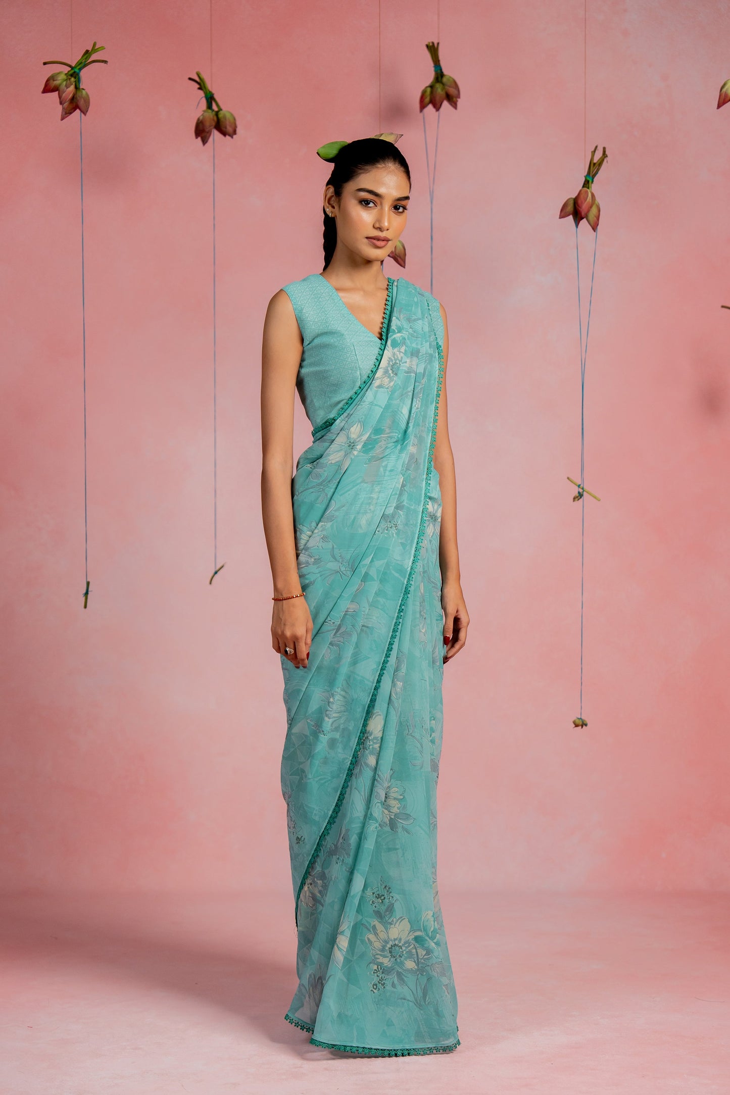 Women's Georgette Floral Printed crochet lace Saree