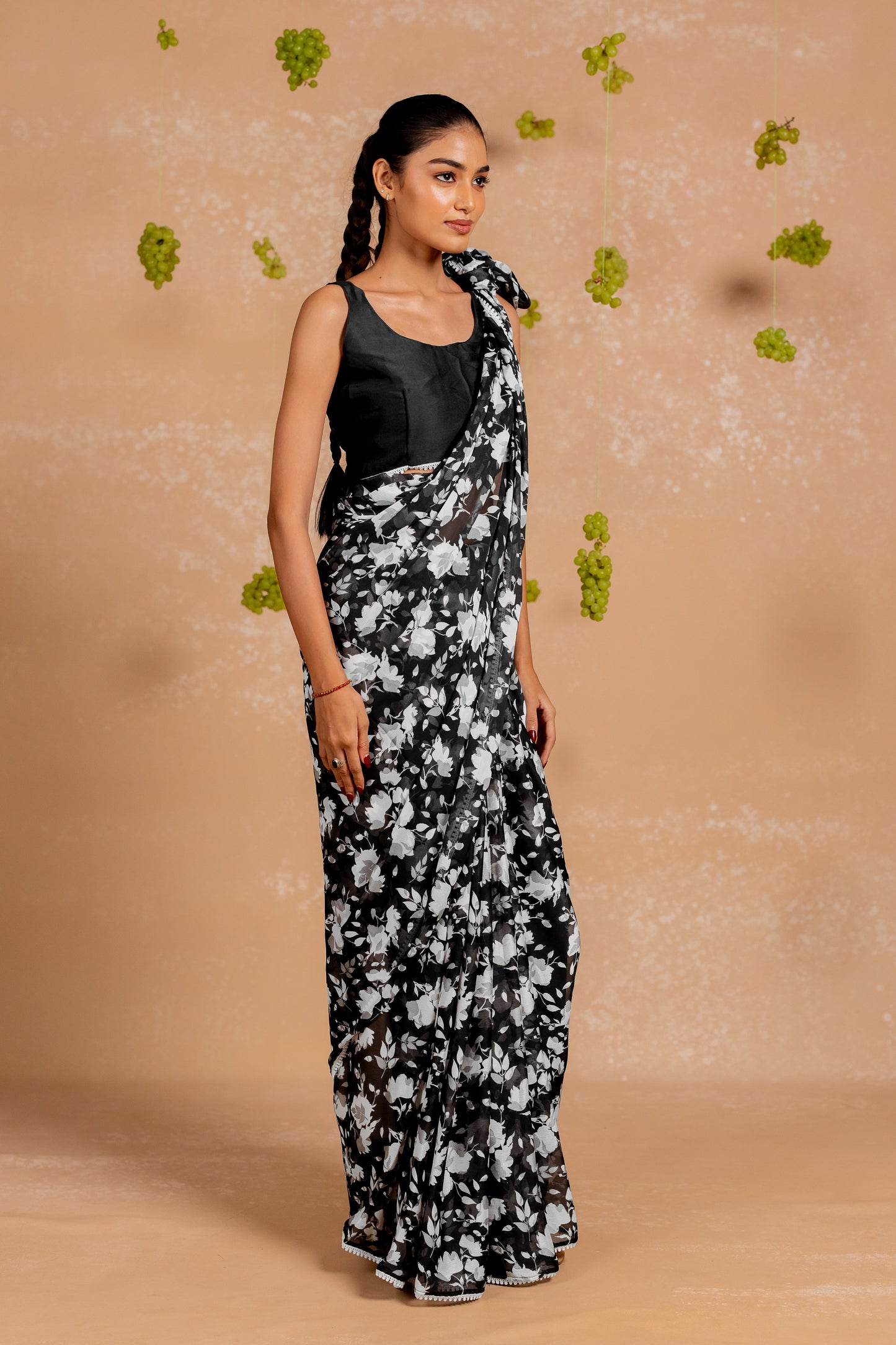 Women's Chiffon Floral Printed with crochet lace Saree