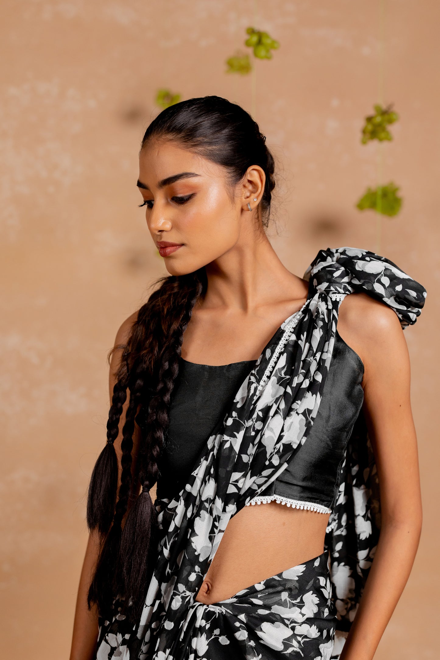 Women's Chiffon Floral Printed with crochet lace Saree