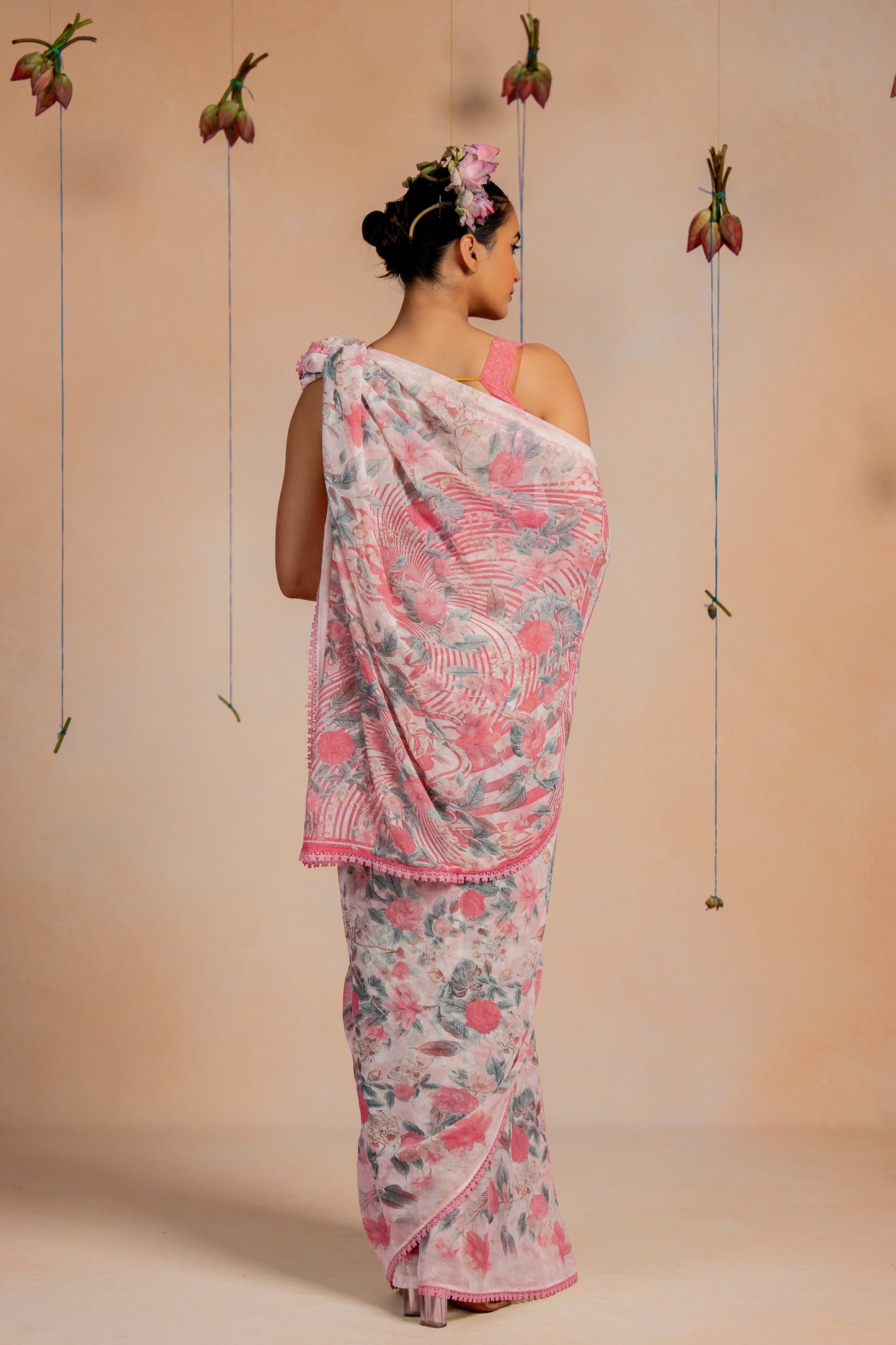 Women's georgette Floral Printed crochet lace Saree