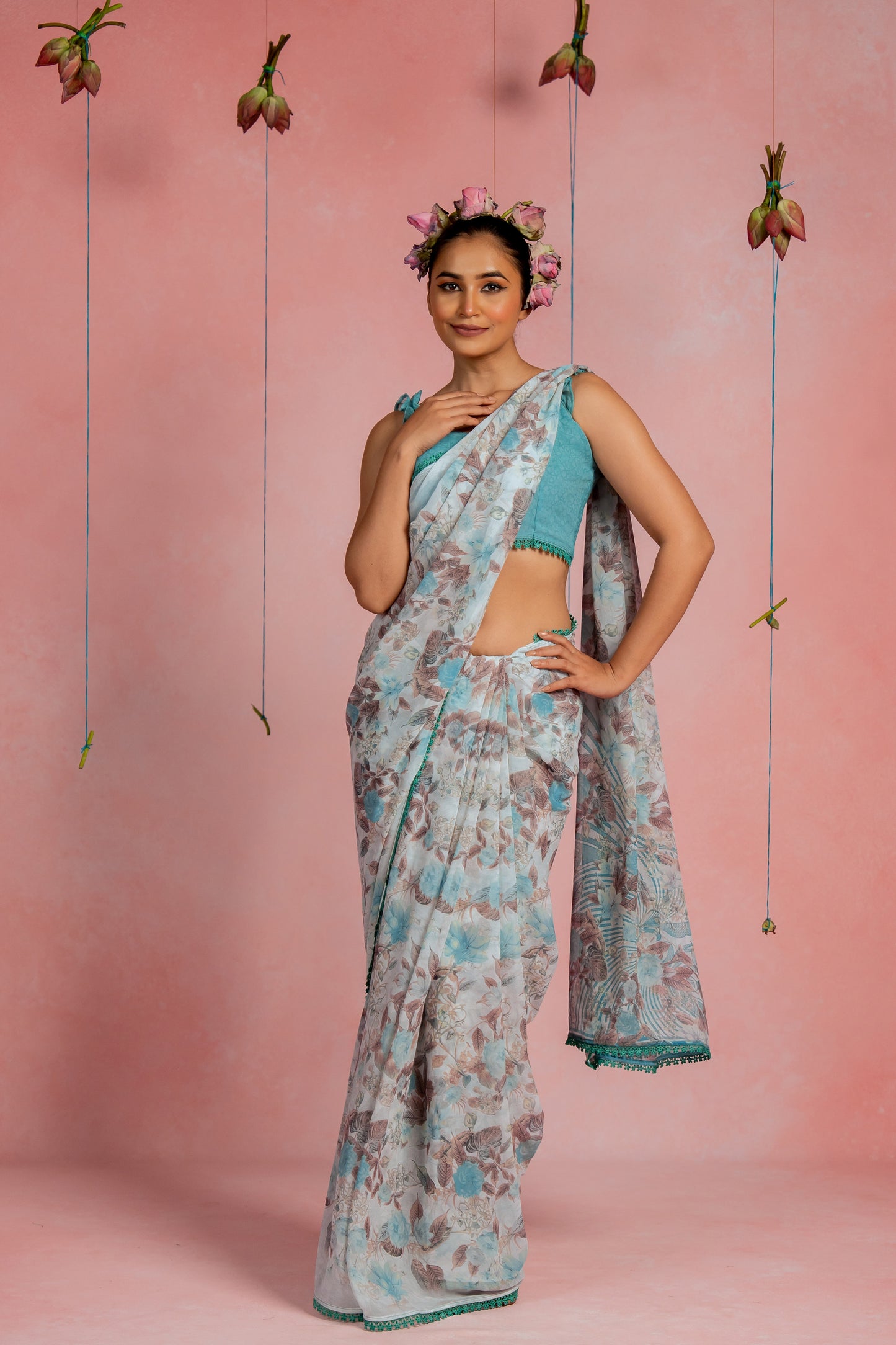 Women's georgette Floral Printed crochet lace Saree