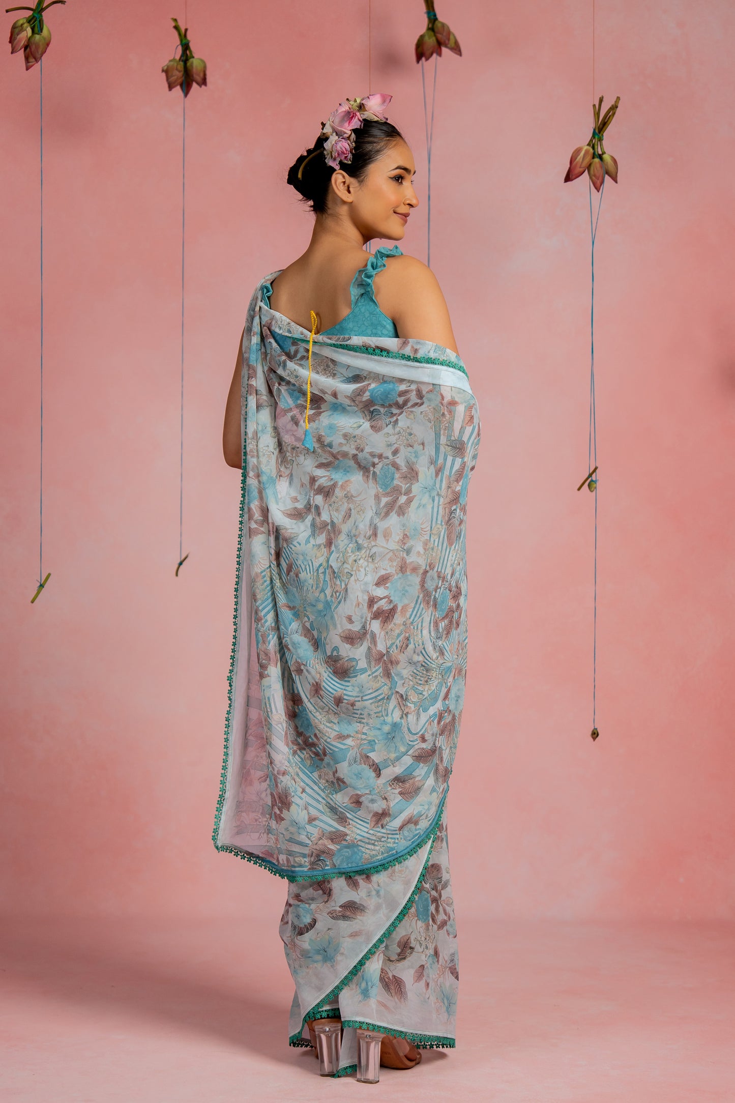 Women's georgette Floral Printed crochet lace Saree