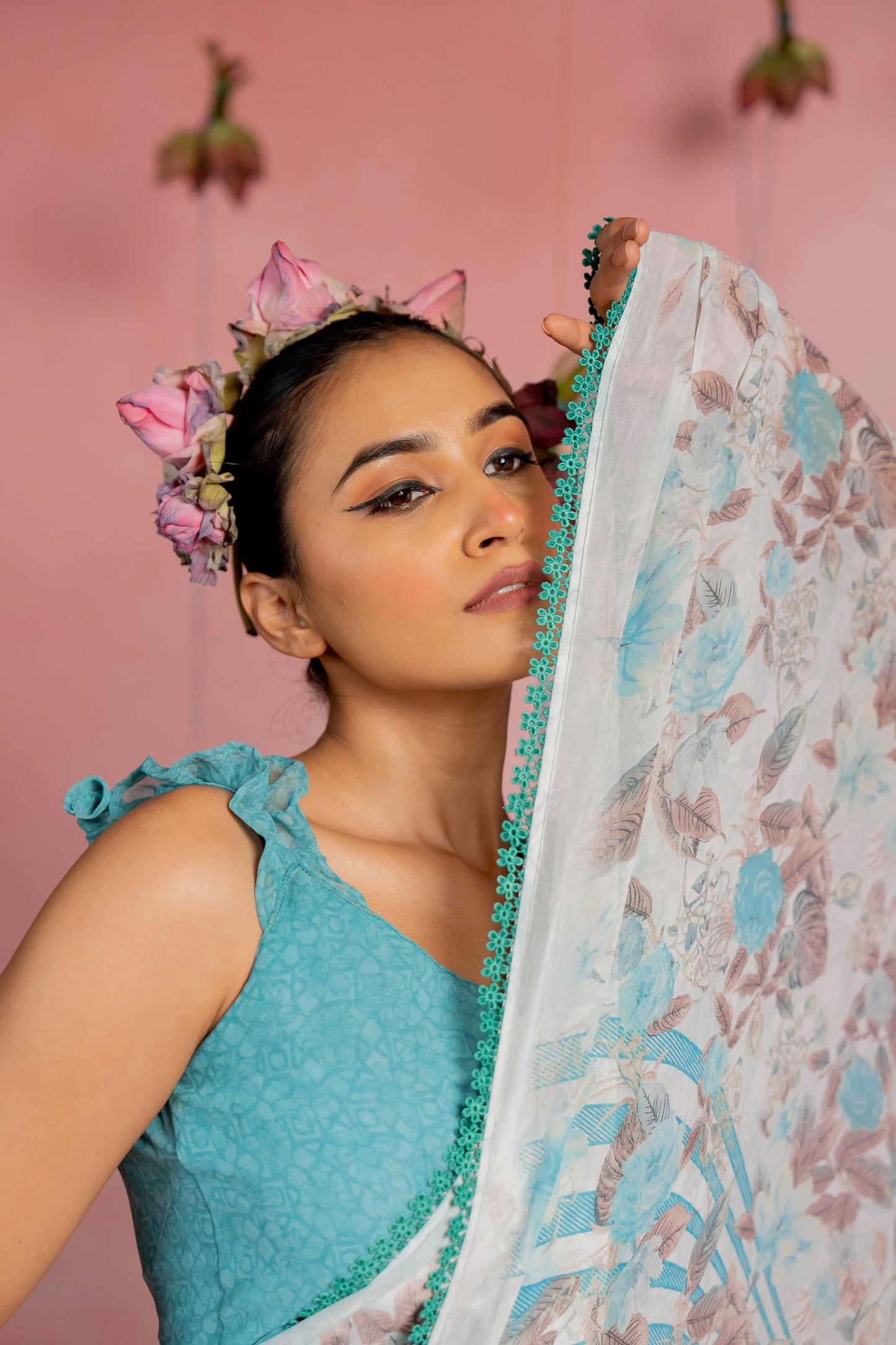 Women's georgette Floral Printed crochet lace Saree