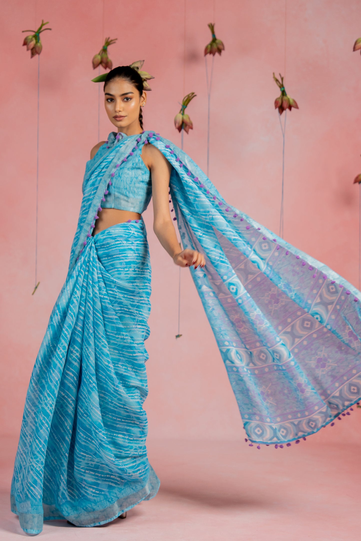 Beautiful Stripe & Geometric Printed Cotton linen Saree