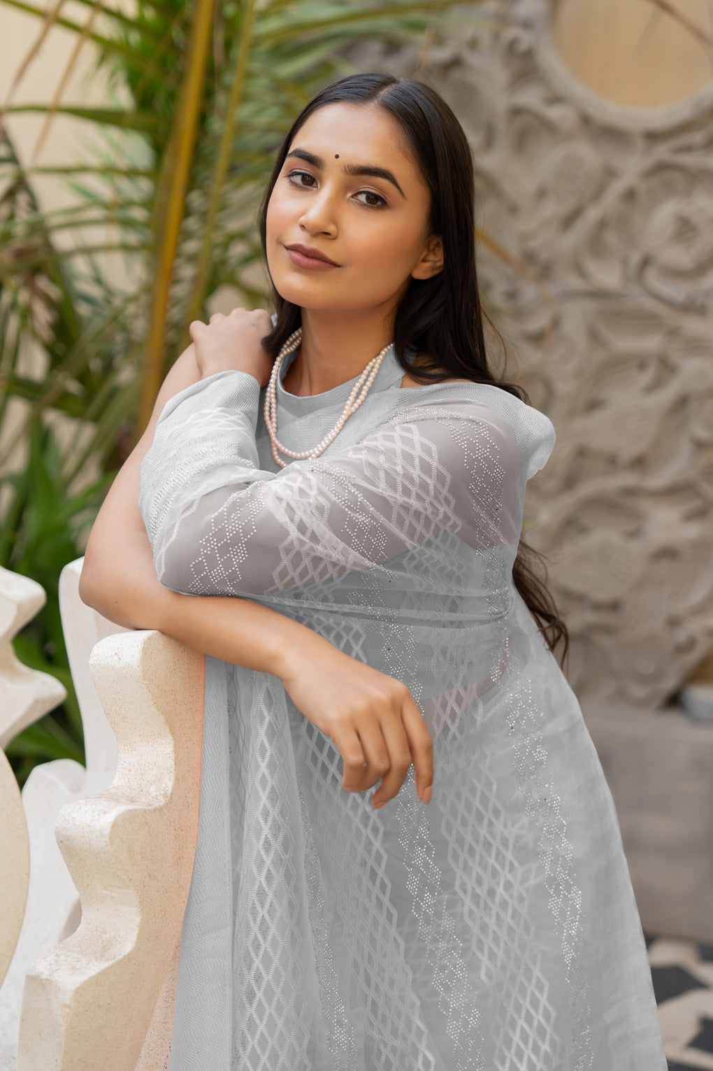 Trendy Thread Embroidred Net Saree