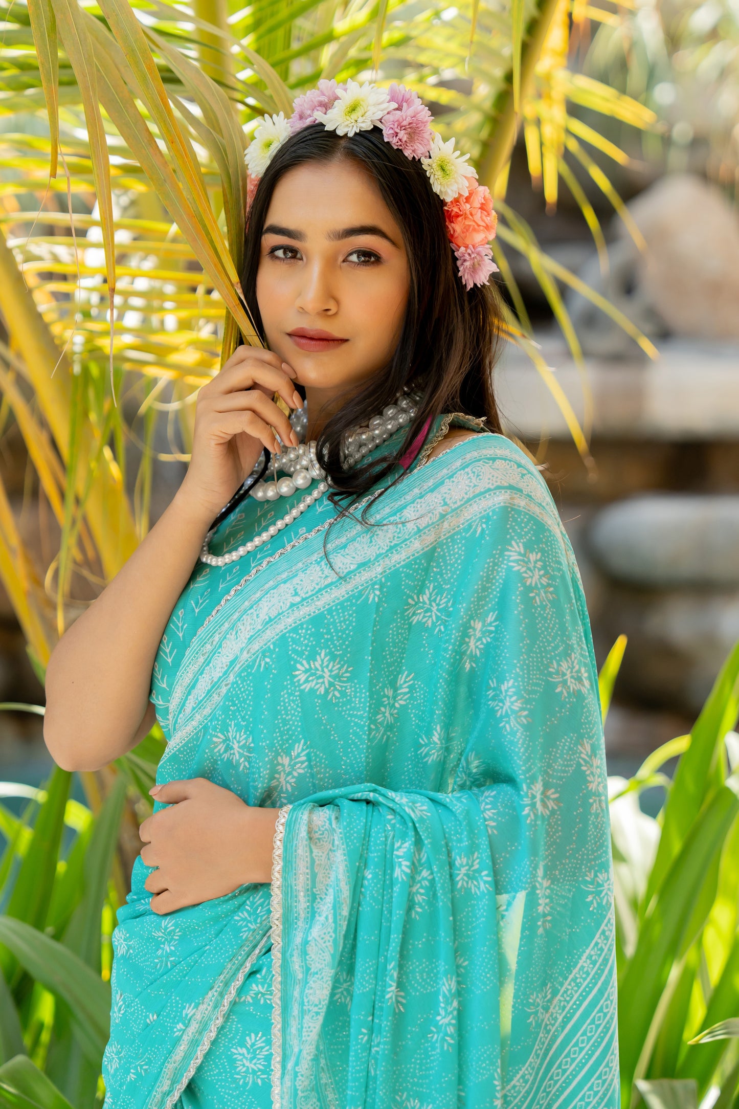 Trendy Chiffon Floral Foil Print With Lace Border Saree With Unstitched Blouse