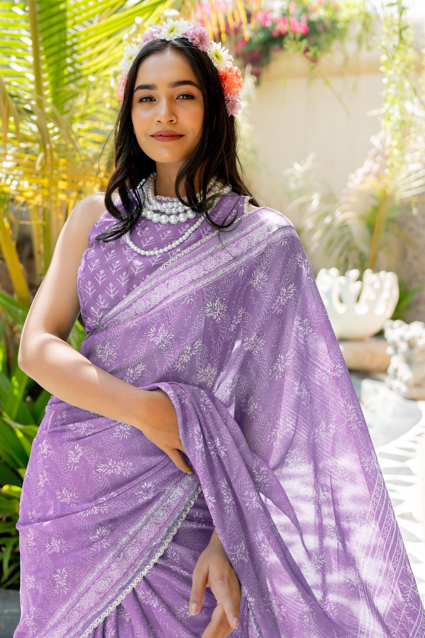 Trendy Chiffon Floral Foil Print With Lace Border Saree With Unstitched Blouse