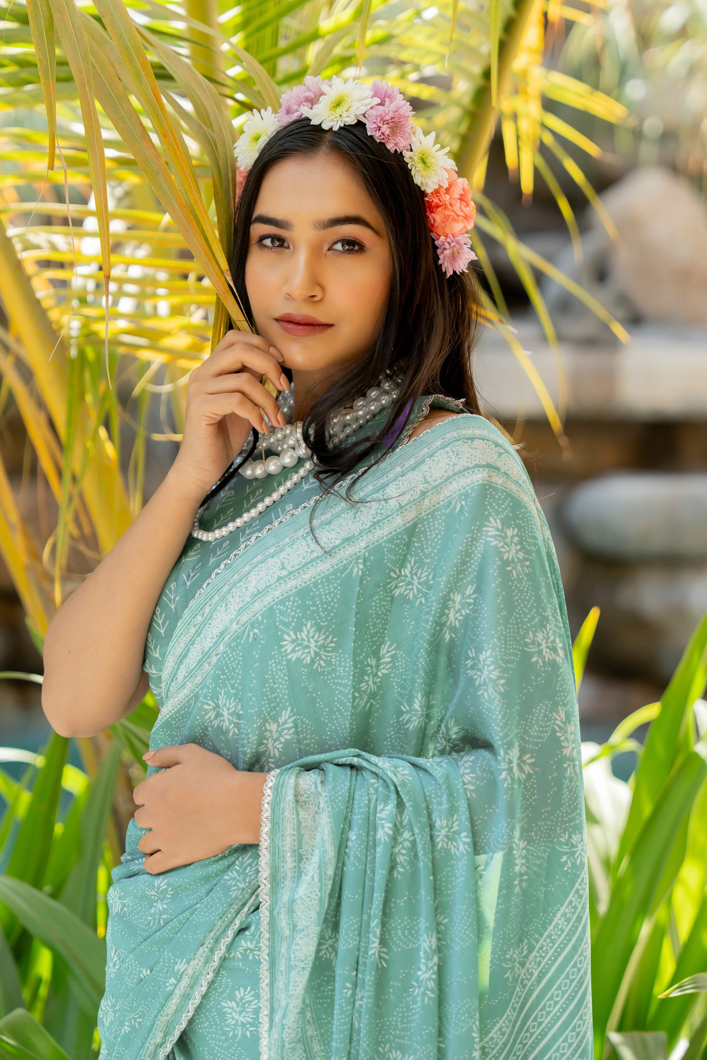 Trendy Chiffon Floral Foil Print With Lace Border Saree With Unstitched Blouse
