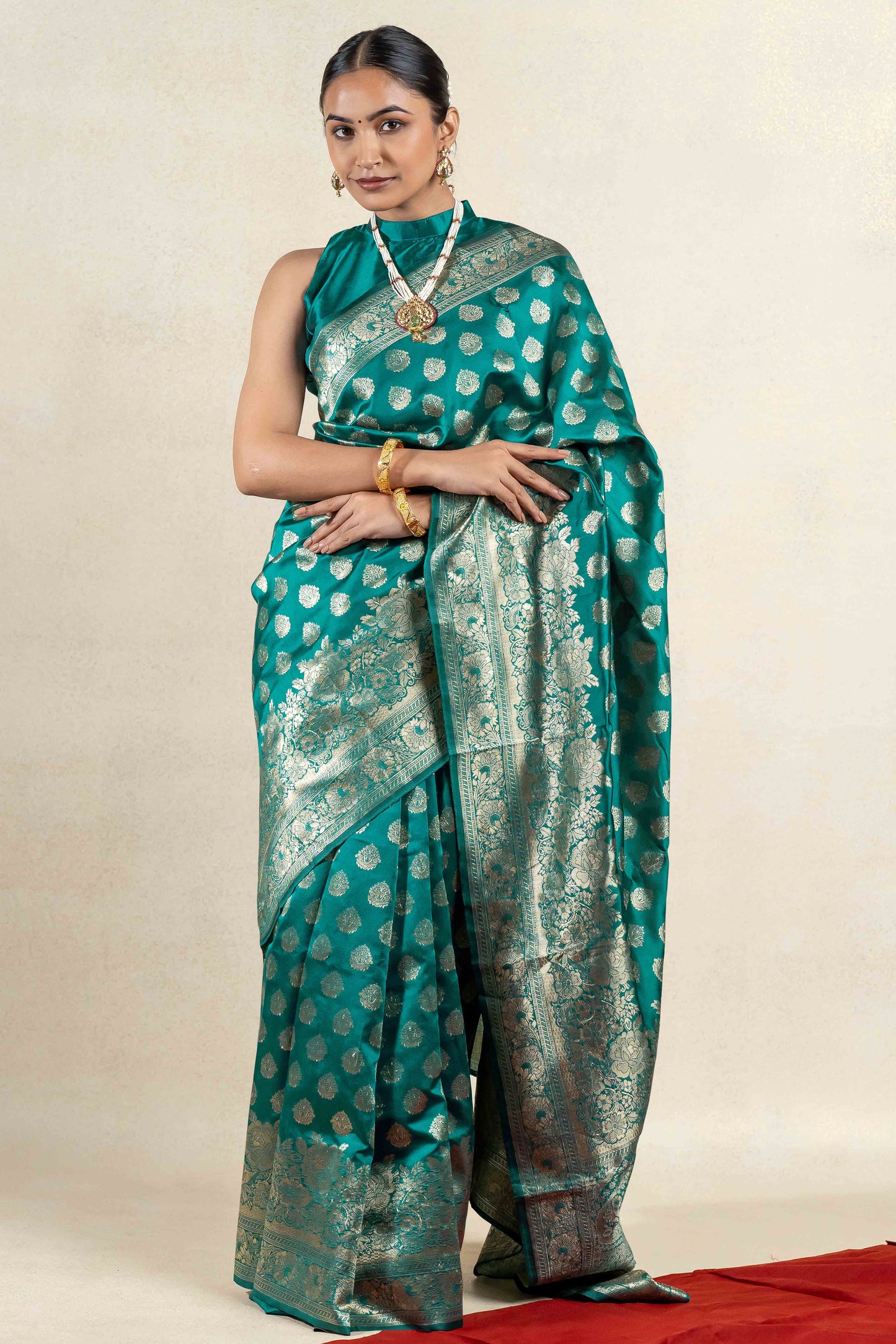 Stunning Silk Blend Saree with Zari Woven Design