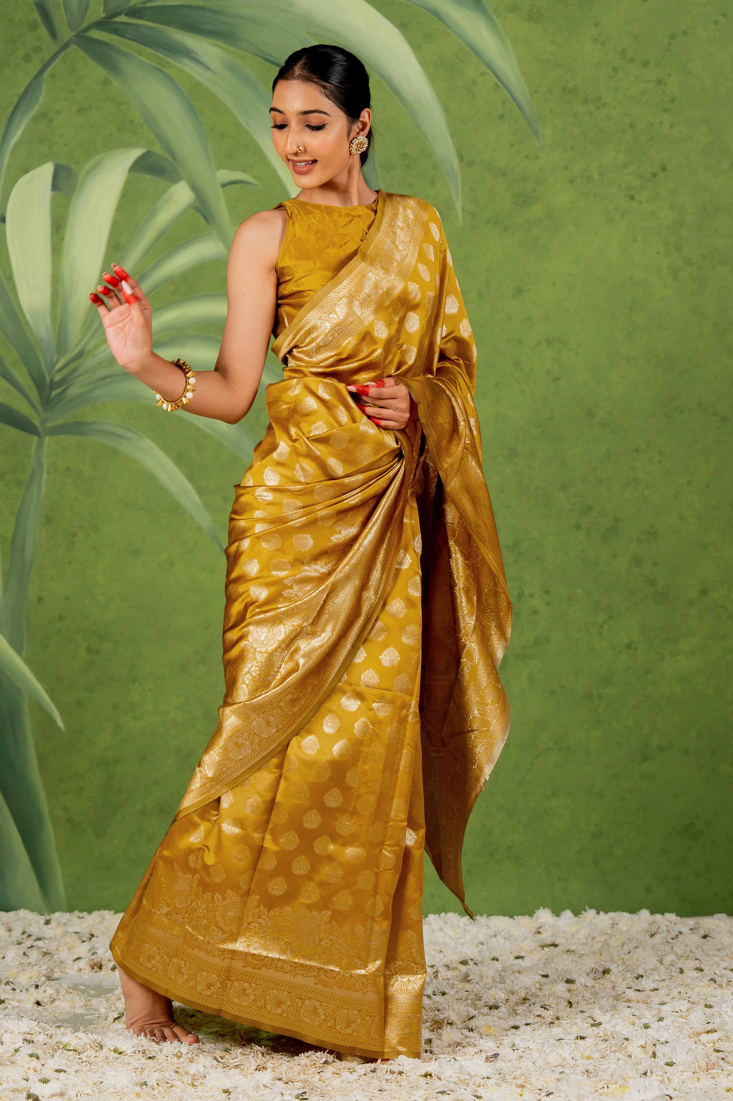 Stunning Silk Blend Saree with Zari Woven Design