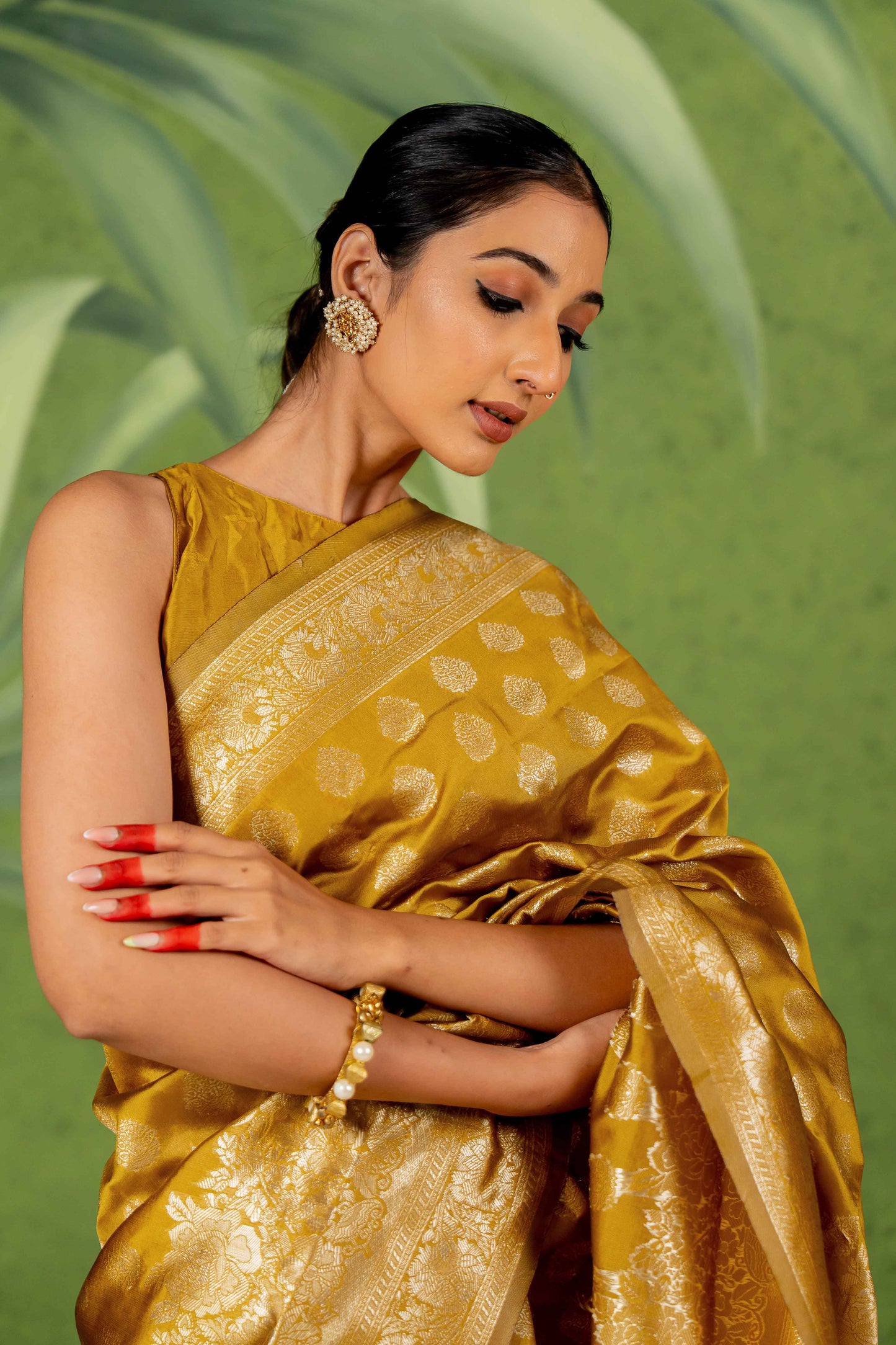 Stunning Silk Blend Saree with Zari Woven Design