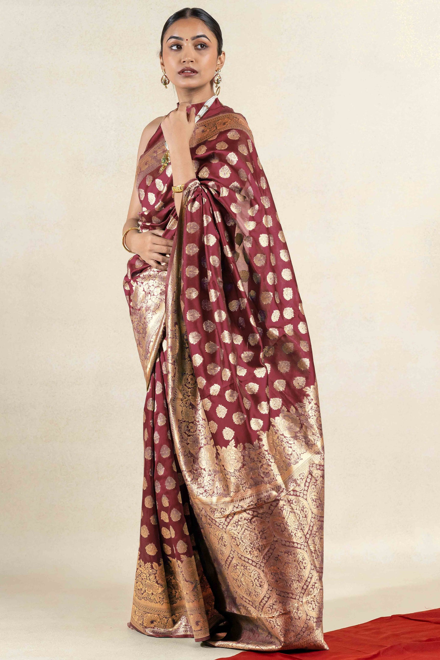 Stunning Silk Blend Saree with Zari Woven Design