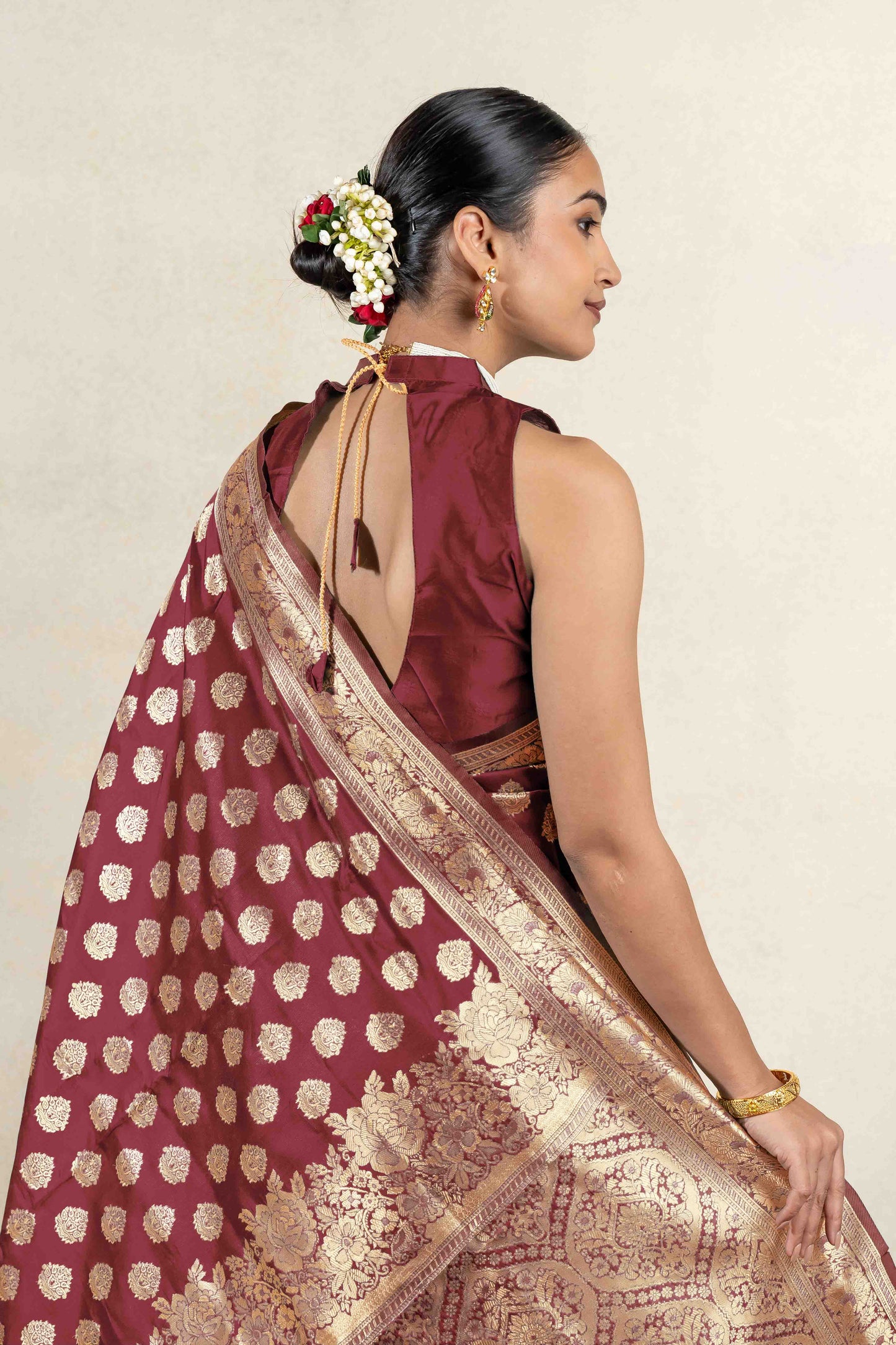 Stunning Silk Blend Saree with Zari Woven Design