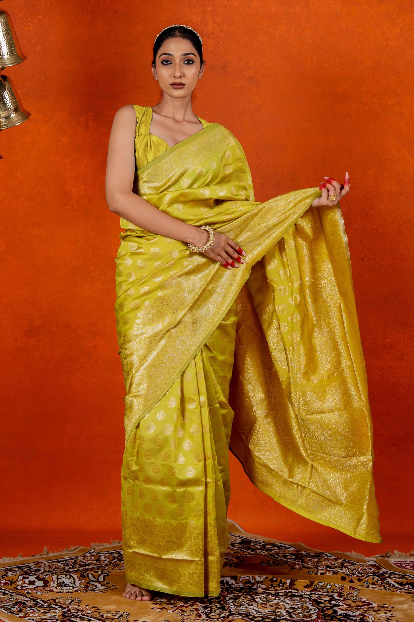 Stunning Silk Blend Saree with Zari Woven Design