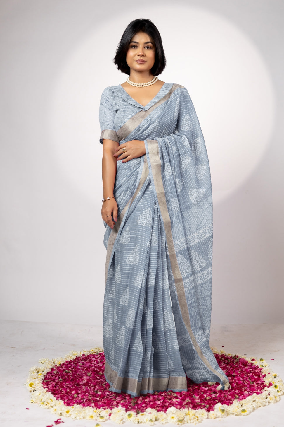Trendy Block Printed Cotton Blend Saree