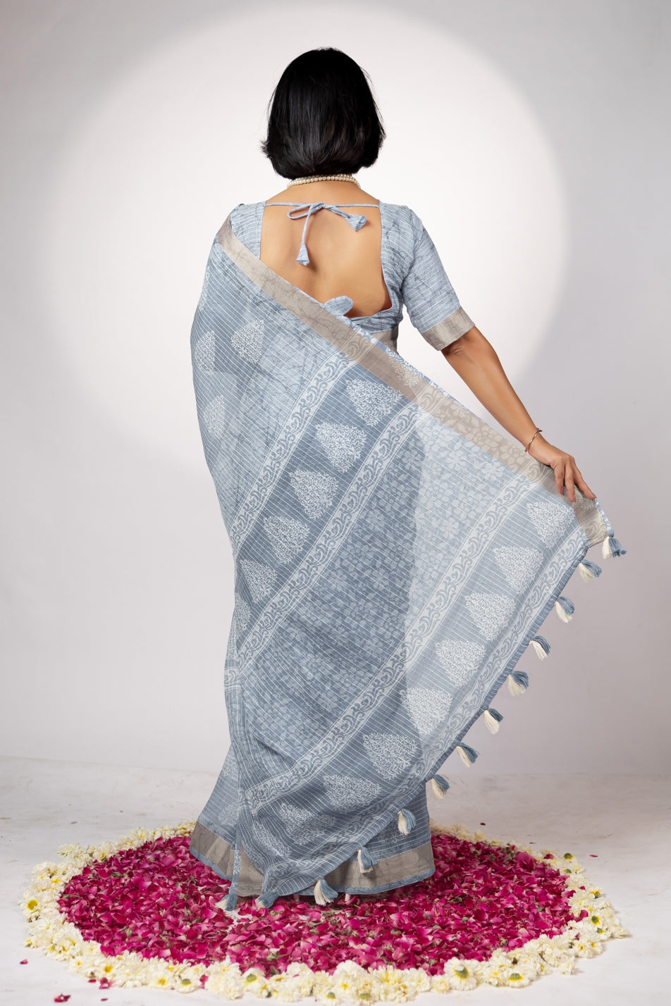 Trendy Block Printed Cotton Blend Saree