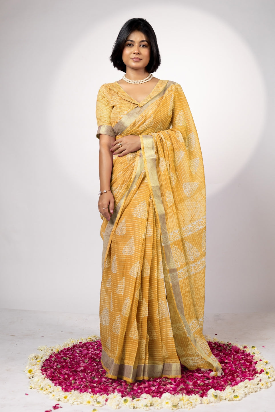 Trendy Block Printed Cotton Blend Saree