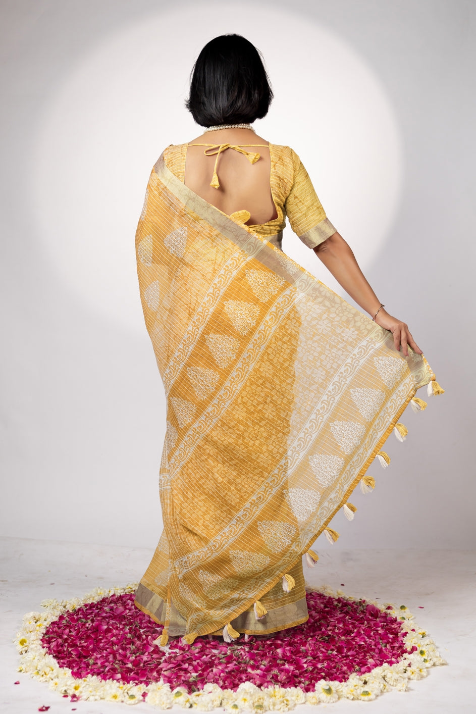 Trendy Block Printed Cotton Blend Saree