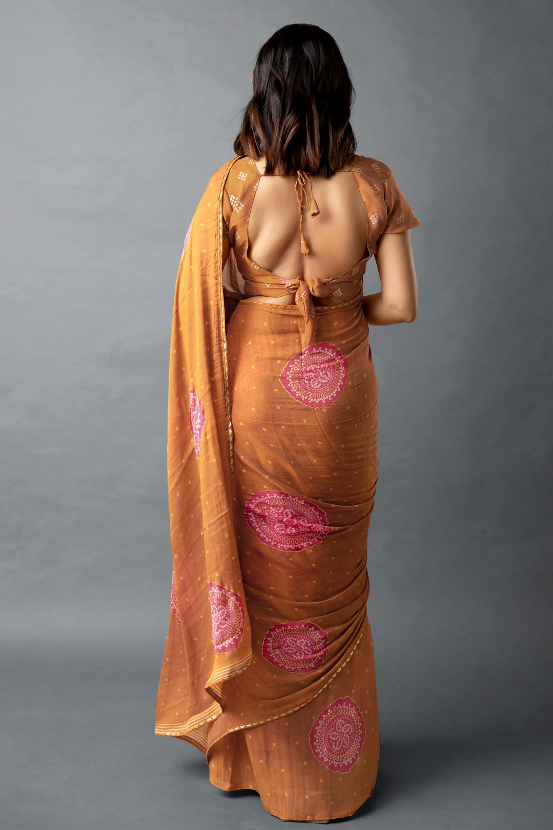 Trendy Chiffon Bandhani Foil Print With Lace Border Saree With Unstitched Blouse