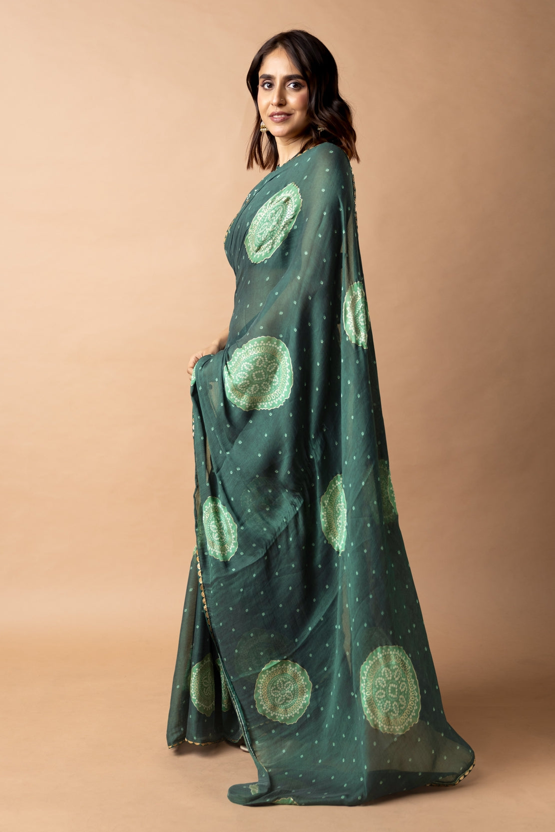 Trendy Chiffon Bandhani Foil Print With Lace Border Saree With Unstitched Blouse