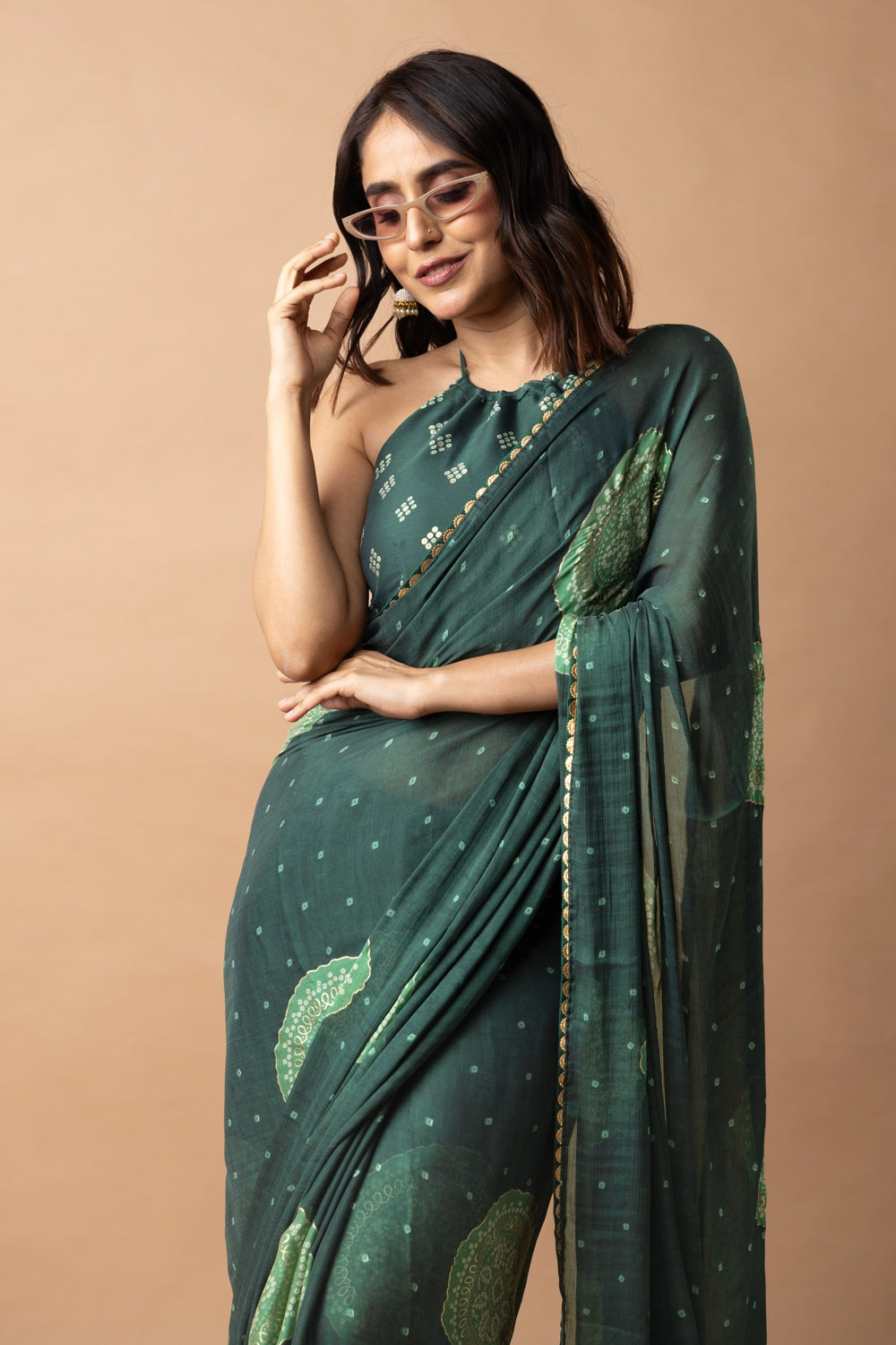 Trendy Chiffon Bandhani Foil Print With Lace Border Saree With Unstitched Blouse