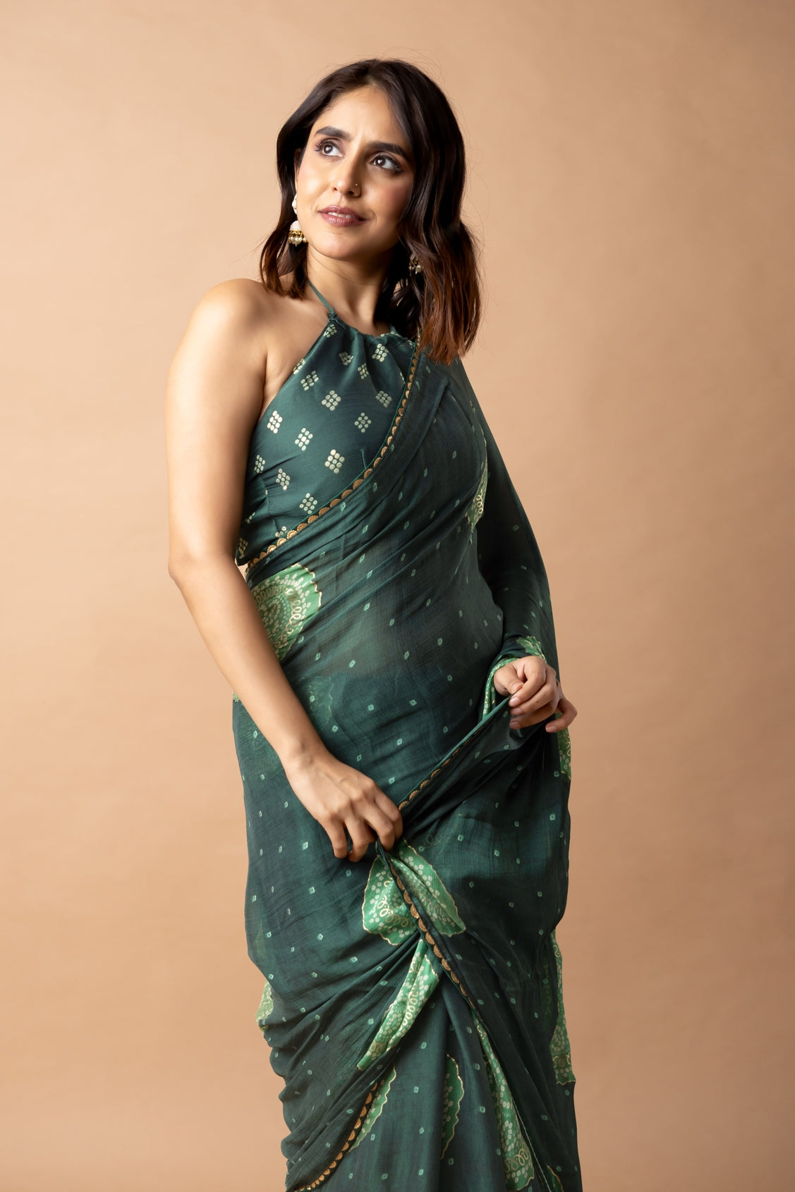 Trendy Chiffon Bandhani Foil Print With Lace Border Saree With Unstitched Blouse