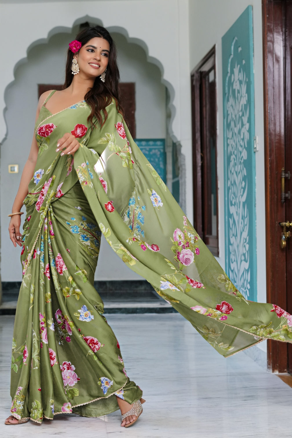 Beautiful Floral Printed Chiffon Saree