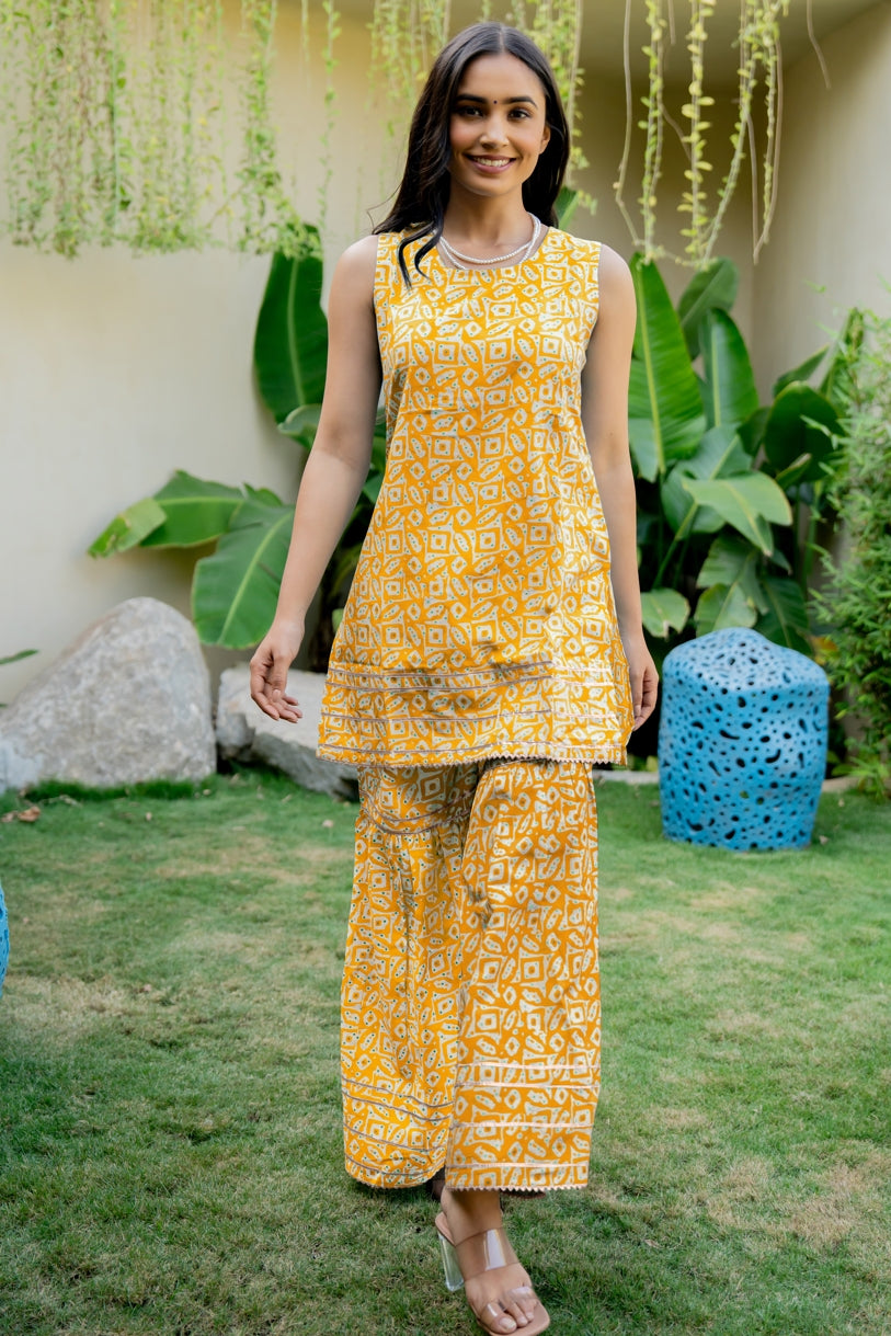 Elegant Cotton Blend Floral Print Sharara Set