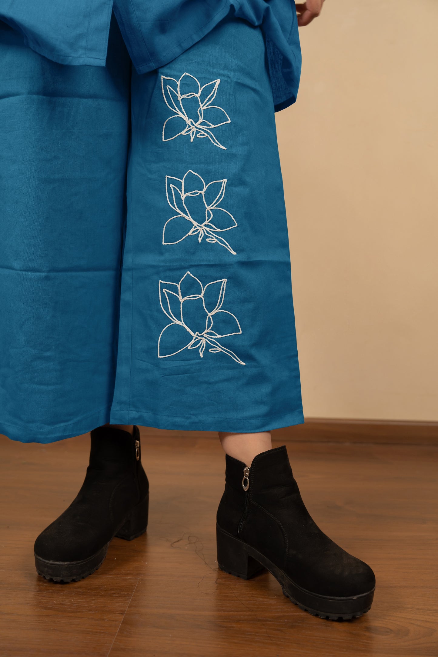 Women's Trendy Pure Cotton Thread Embroidery Co-Ord Set