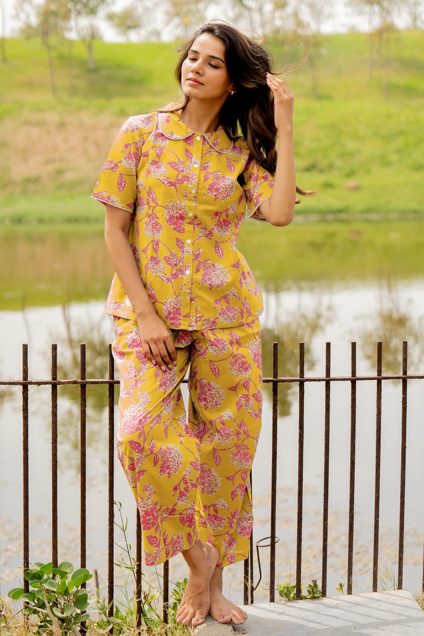Dreamy Tropical flower Night Suit Set