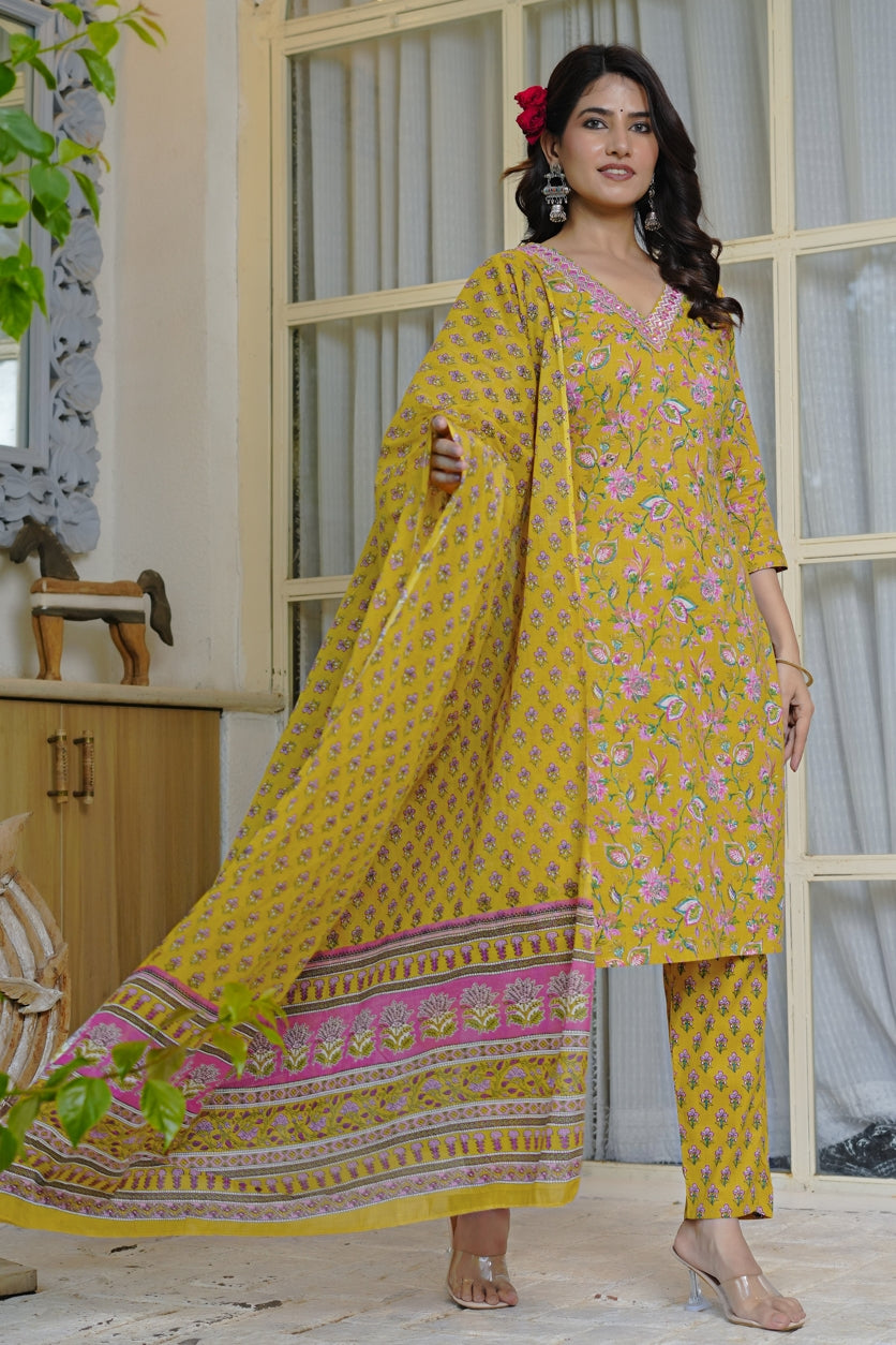 Tropical Floral Print Pure Cotton Kurta Set with dupatta