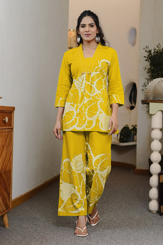 Trendy Leaf Printed Cotton Co-Ords Set