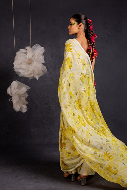 Women Chiffon Floral Printed crochet saree with Unstitched Blouse