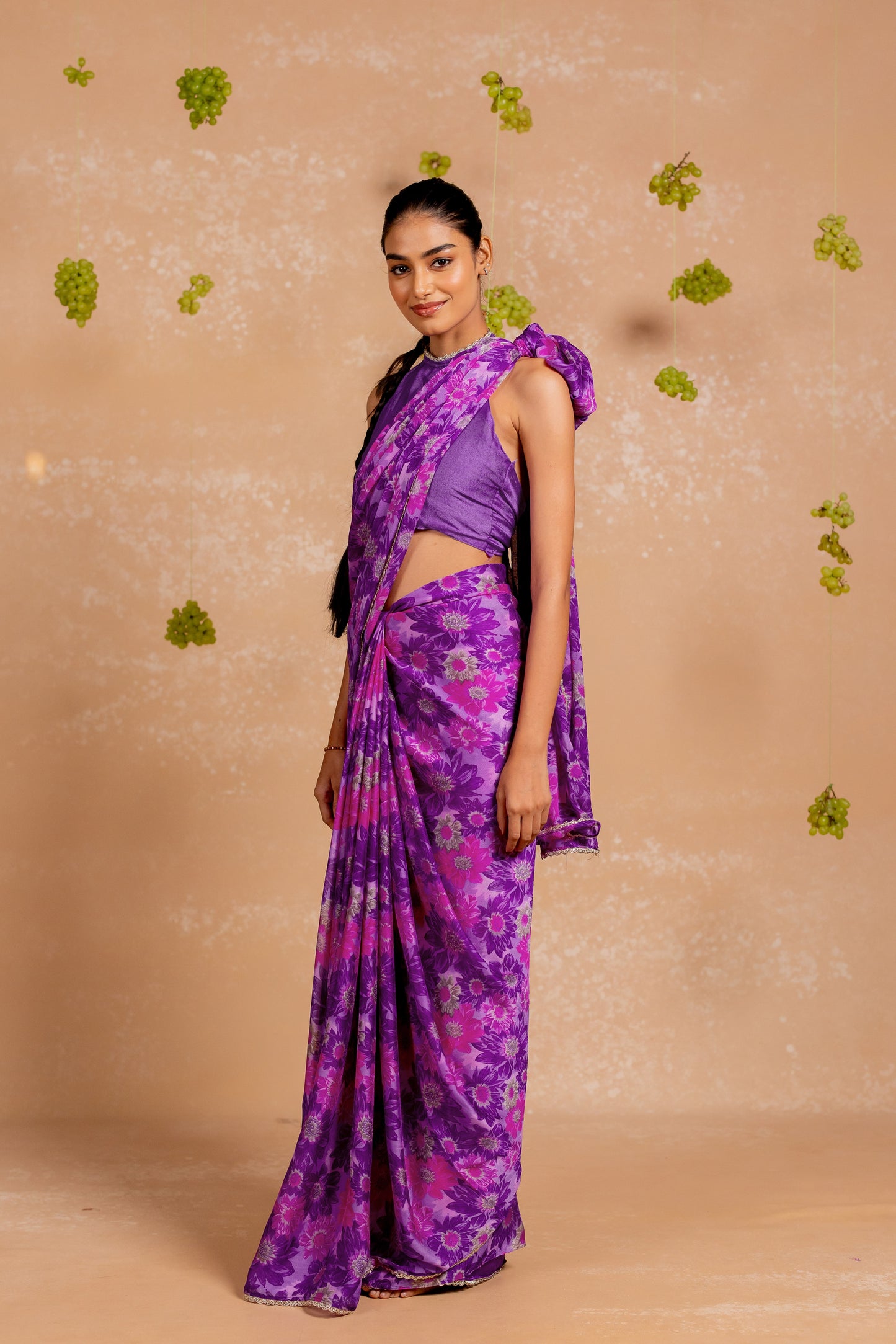 Women's Chiffon Floral Printed lace applique Saree with Unstitched Blouse