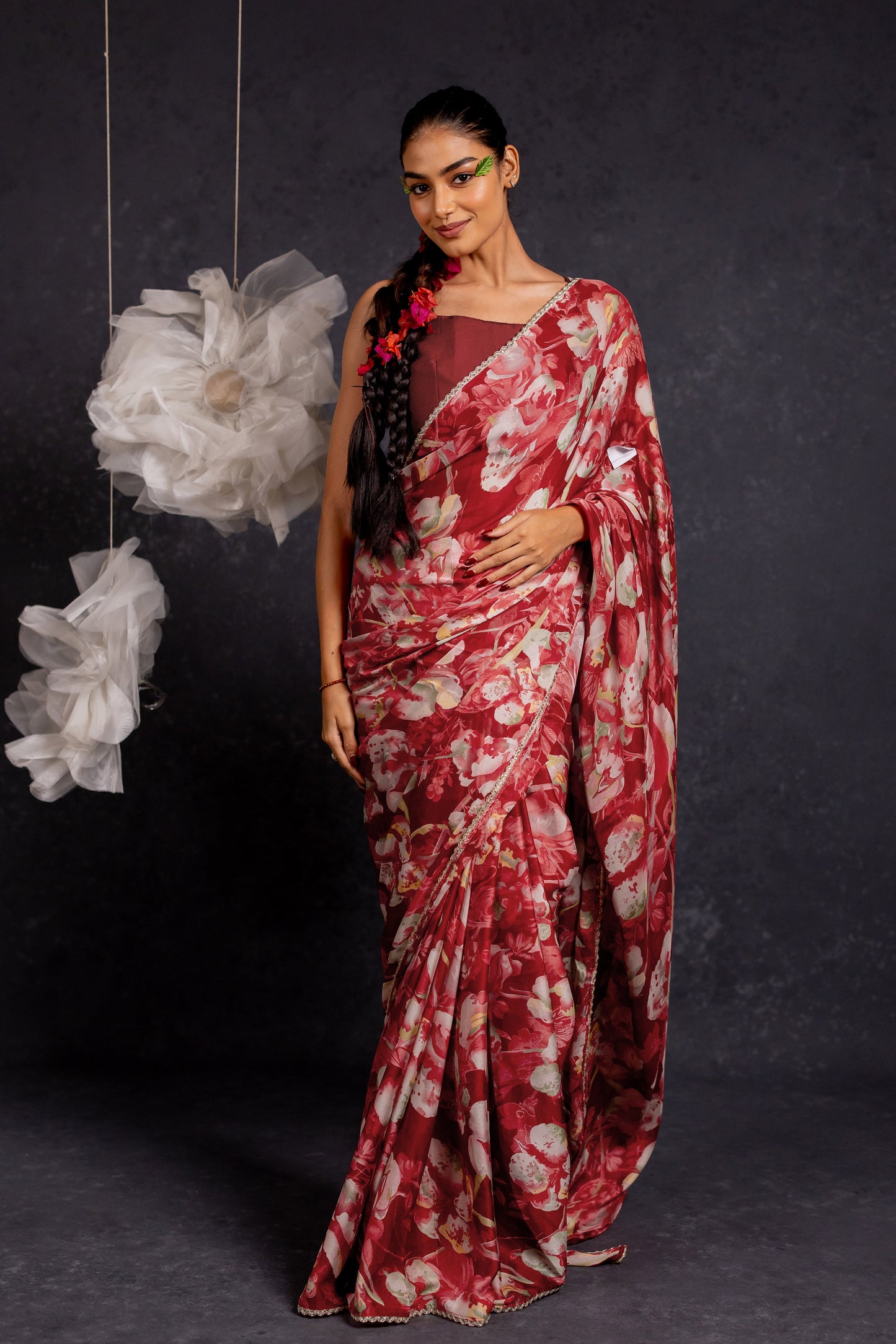 Women's Chiffon Floral Printed Lace Applique Saree with Unstitched Blouse