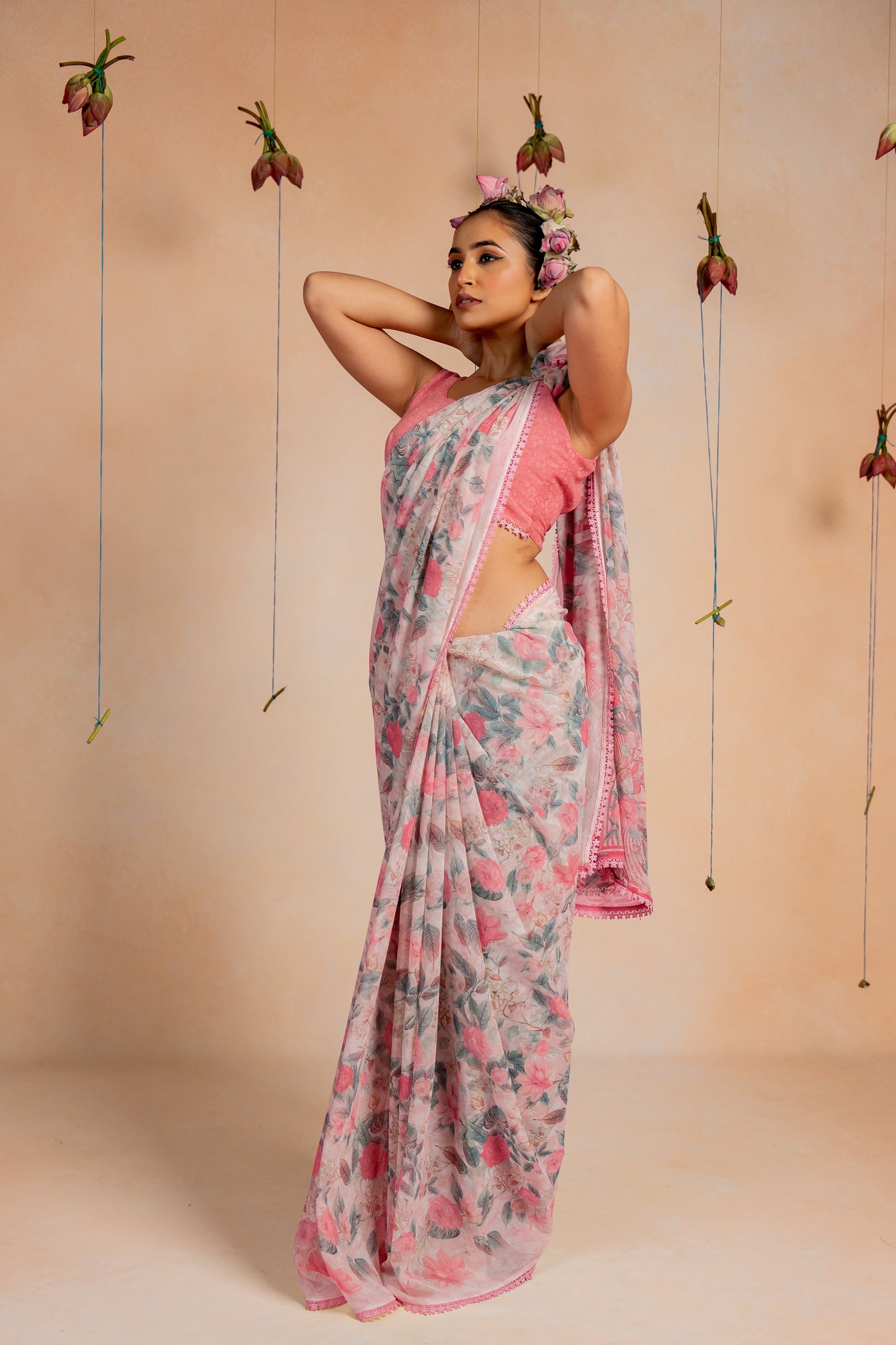 Women's georgette Floral Printed crochet lace Saree With Unstitched Blouse