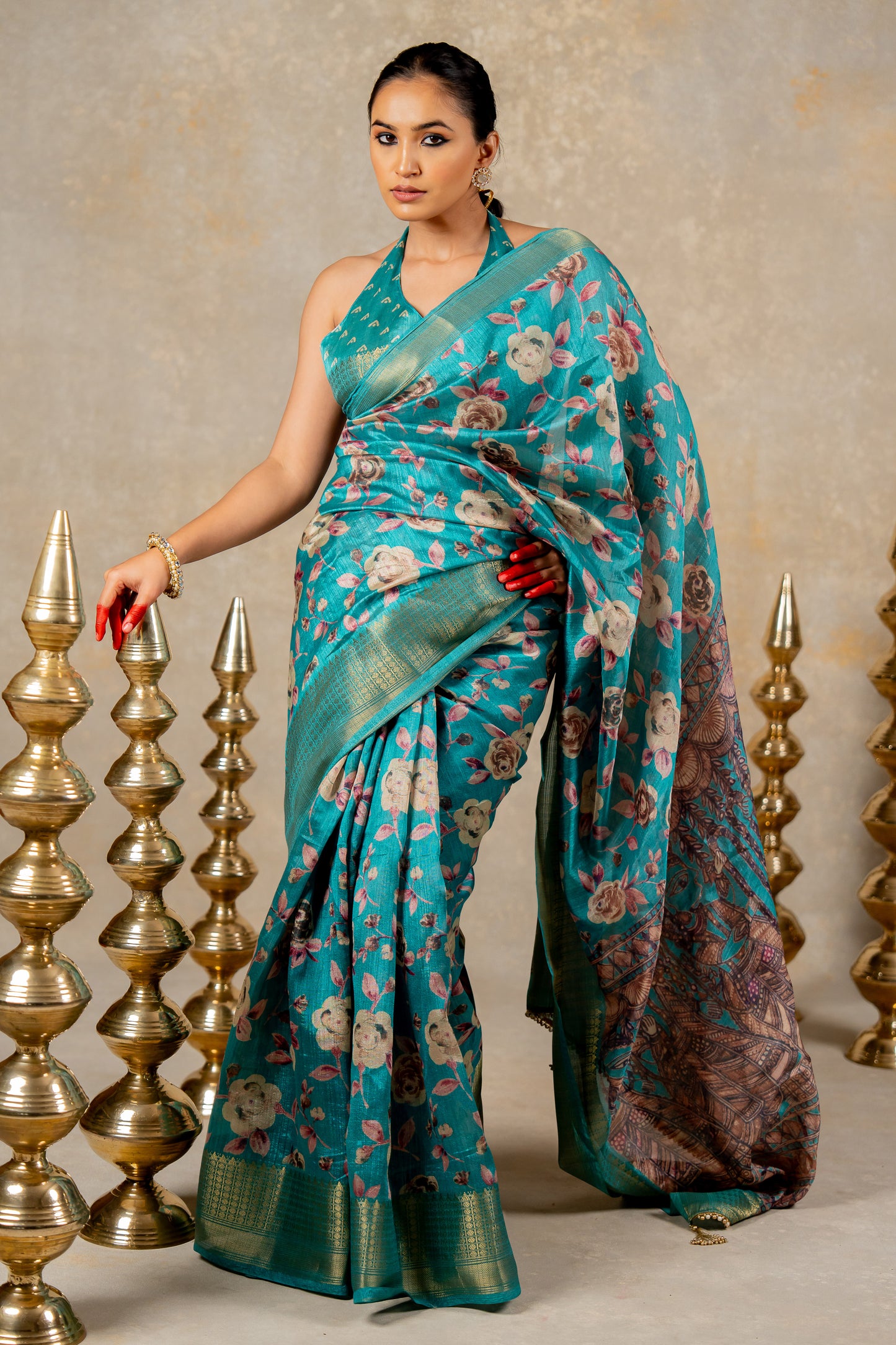 Elegant Floral Printed Art Silk Saree With Unstitched Blouse Piece