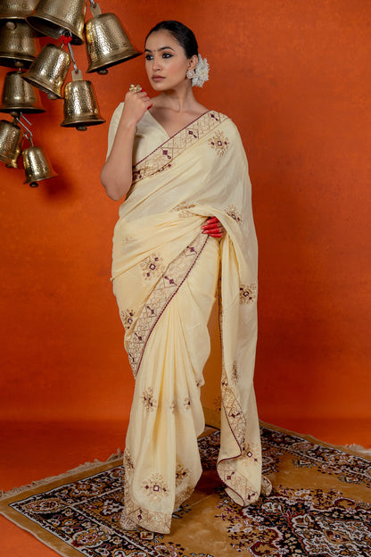 Luxurious Silk Blend Embroidered Saree