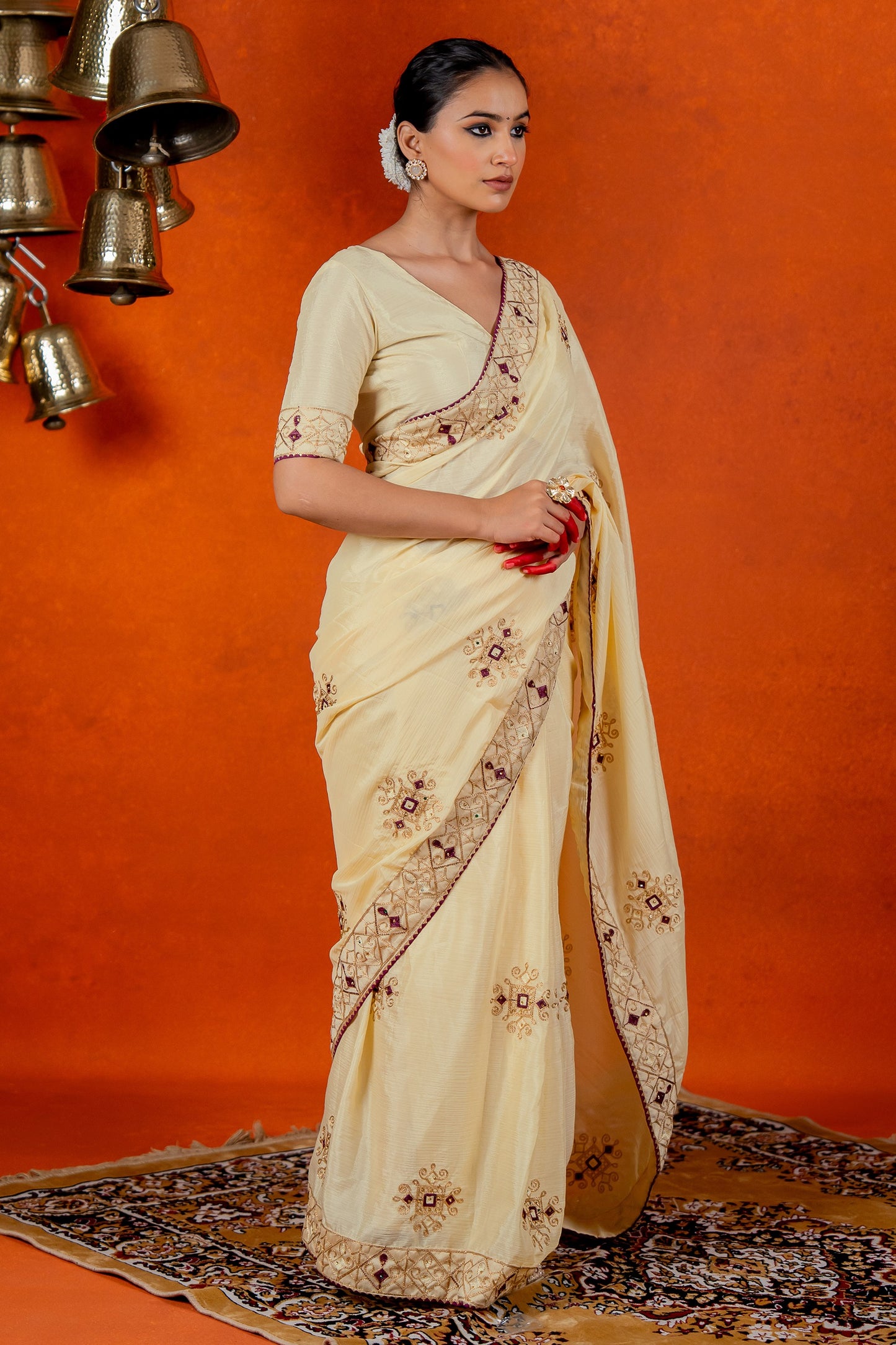 Luxurious Silk Blend Embroidered Saree