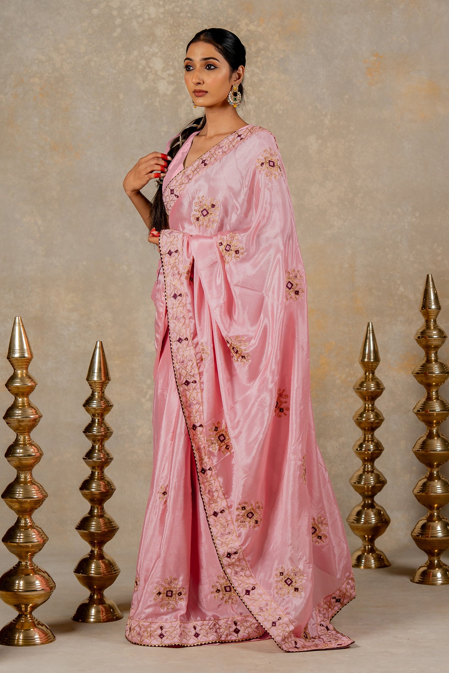 Luxurious Silk Blend Embroidered Saree