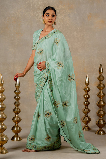 Luxurious Silk Blend Embroidered Saree