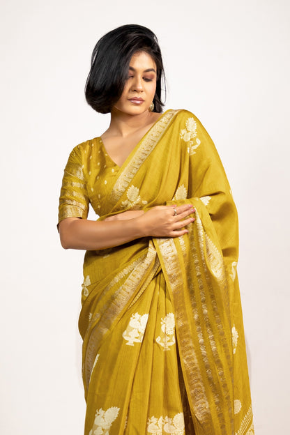 Beautiful Cotton Silk Peacock Block Print Saree With Unstitched Blouse
