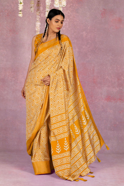 Latest Cotton Silk Geometric Print Saree With Unstitched Blouse