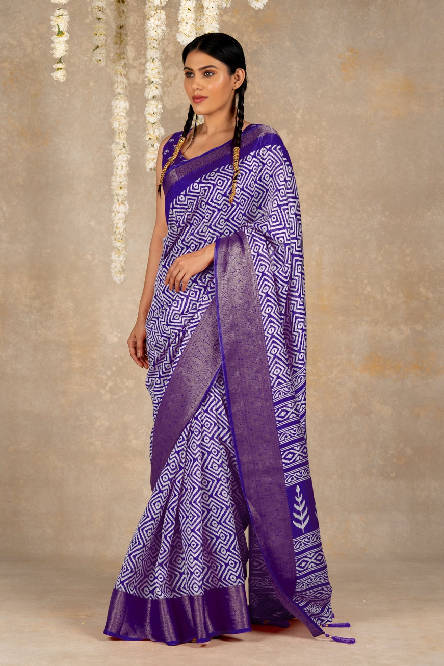 Latest Cotton Silk Geometric Print Saree With Unstitched Blouse