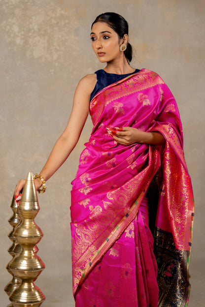 Elegant Woven Design Silk Blend Saree