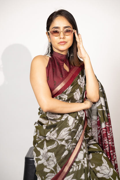 Trendy Floral Printed Viscose Rayon Saree
