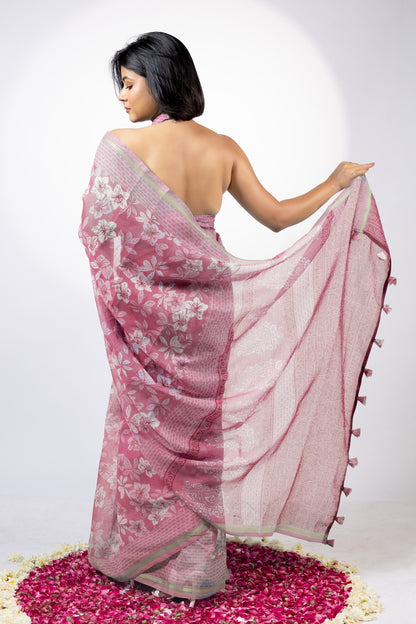 Beautiful Floral Printed Cotton Blend Saree
