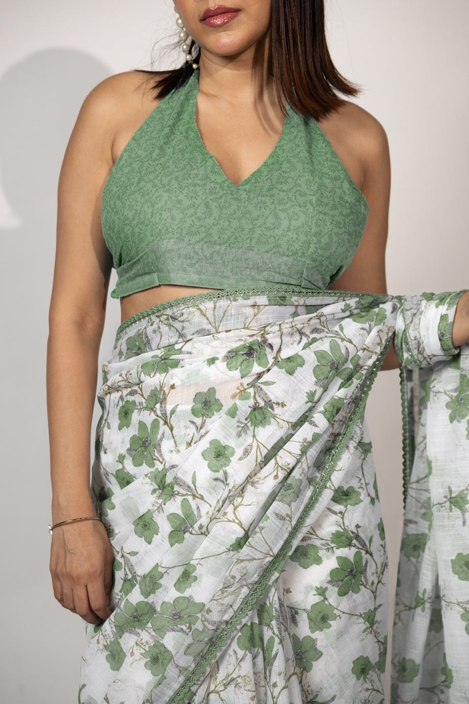 Latest Floral Printed Cotton Blend Saree