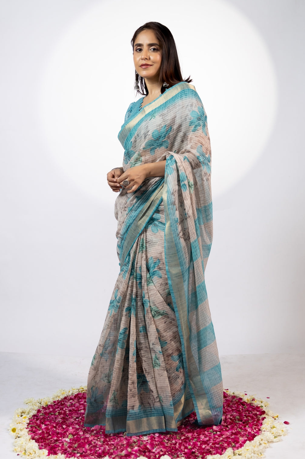 Tropical Floral Printed Cotton Blend Saree