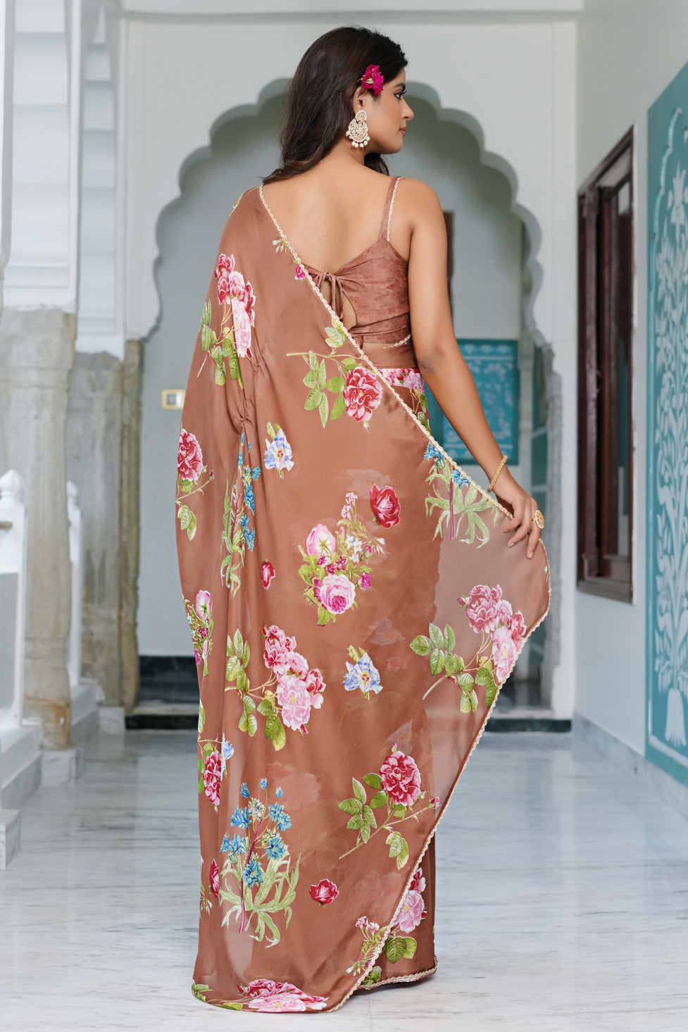 Beautiful Floral Printed Chiffon Saree